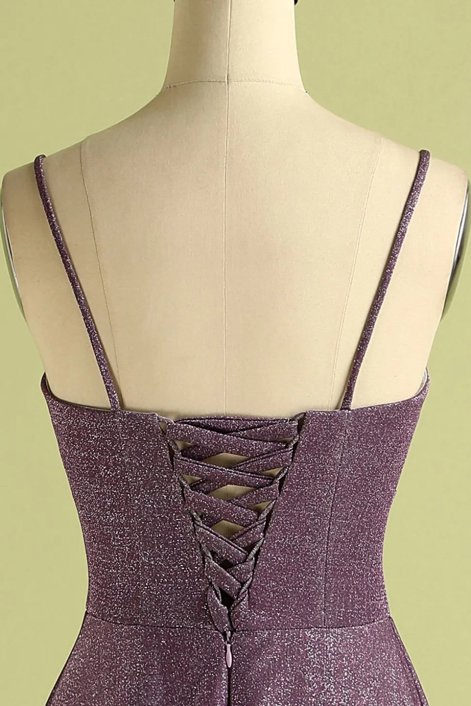 Laço de uva até vestido de cetim longo