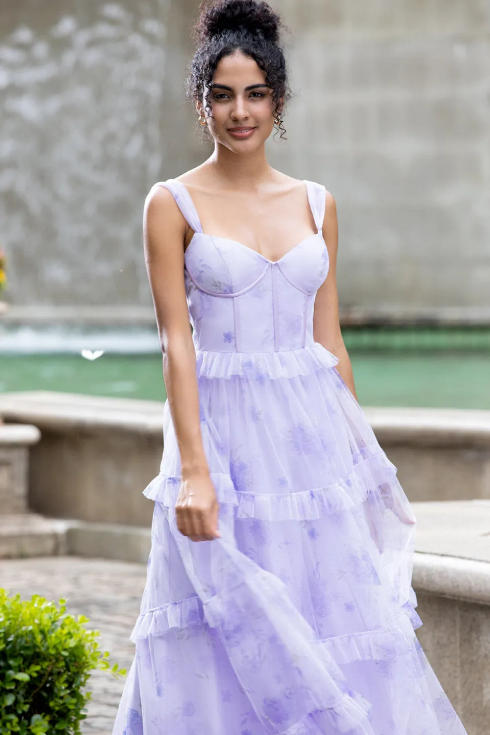 Lavanda A Line Corset Espaghetti Correias Vestido de Festa de Casamento Floral Tiered