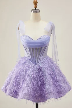 Lilás A-Line Esparguete Correias Corset frisado Vestido Curto Homecoming com Penas