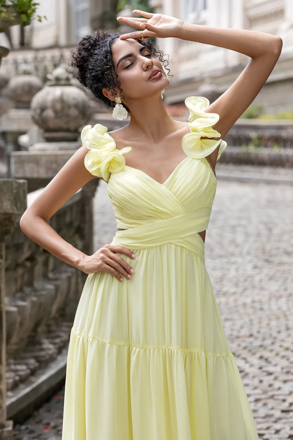 Limão Amarelo Simples Uma Linha plissado Vestido de Festa de Casamento com Folhos