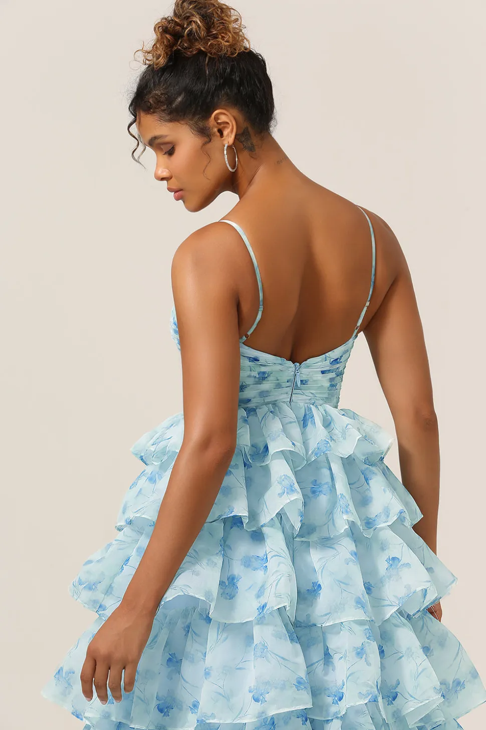 Lindo A Line Spaghetti Straps Cut out Tiered Blue Vestido de Madrinha
