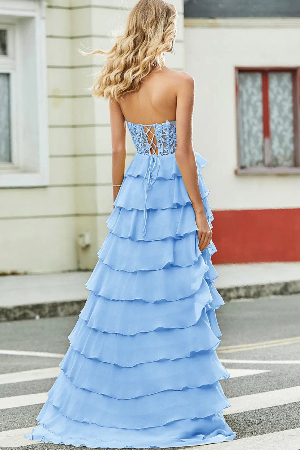 Lindo A Line Sweetheart Yellow Corset Prom Dress com Appliques Ruffles