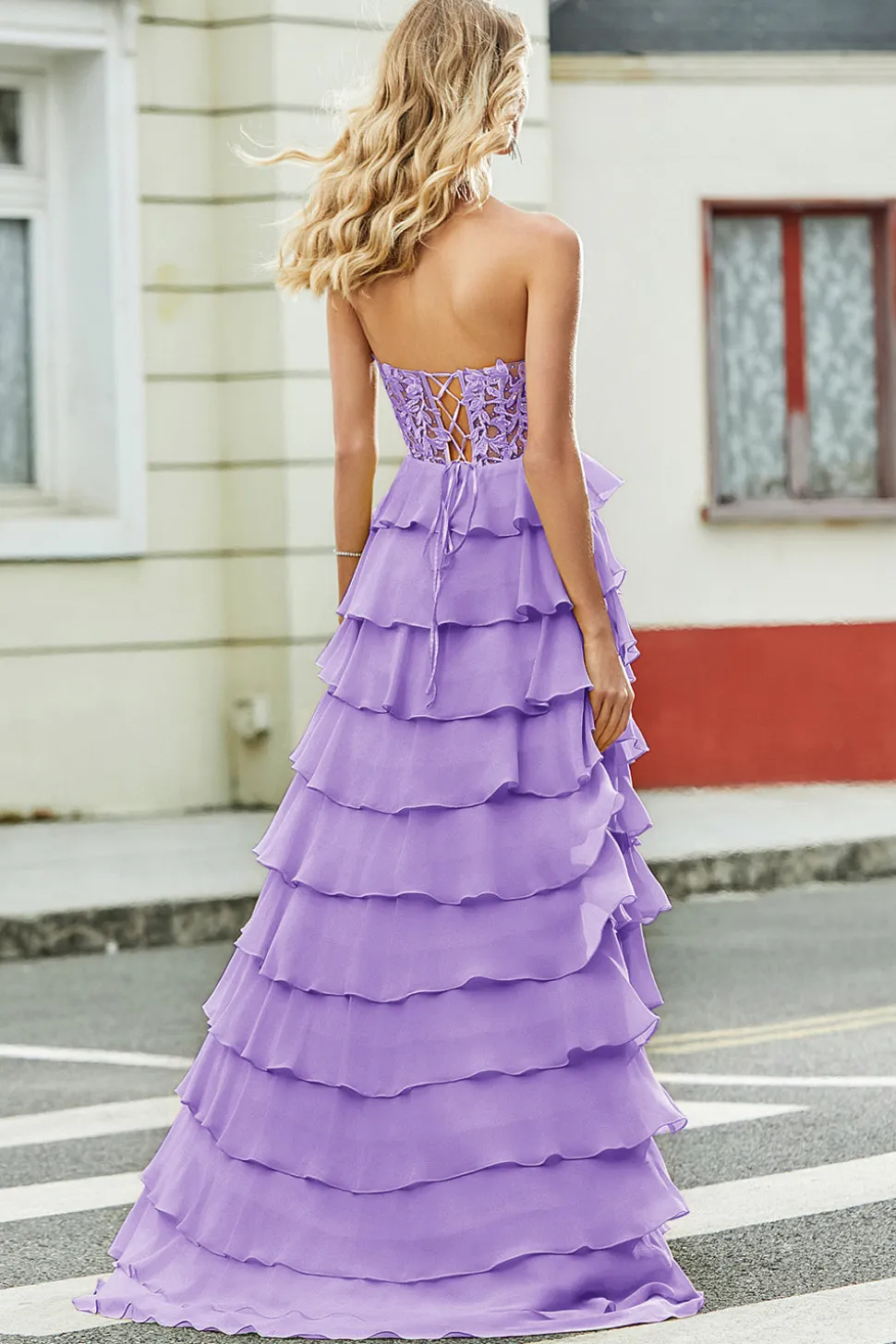 Lindo A Line Sweetheart Yellow Corset Prom Dress com Appliques Ruffles