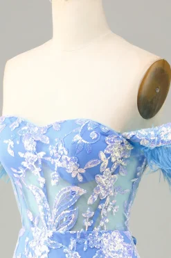 Lindo bainha fora do ombro azul vestido curto Homecoming com pena