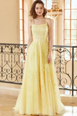 Lindo um espaguete de linha tiras amarelo longo vestido de baile com apliques