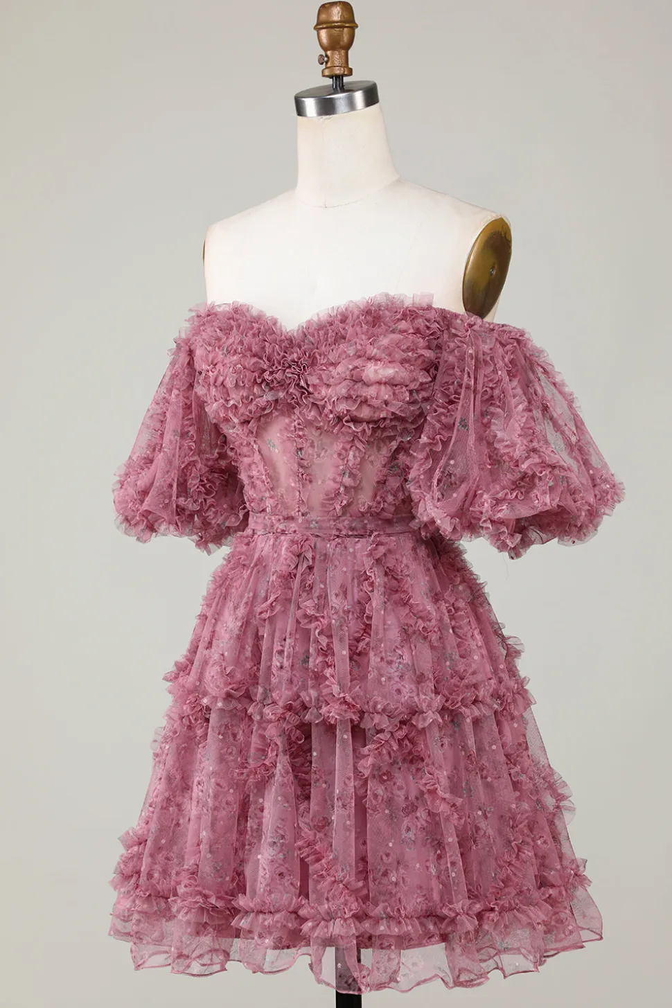 Lindo uma linha fora do ombro Fuchsia Tulle vestido curto Homecoming com mangas curtas