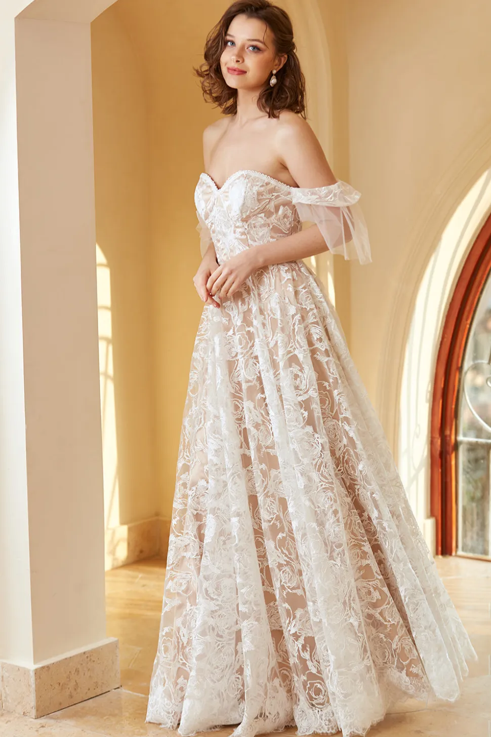 Lindo uma linha fora do ombro vestido de noiva renda branca