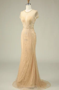 Lindo Vestido de Baile de Baile de Joia de Sereia Pescoço Borgonha com Missangas