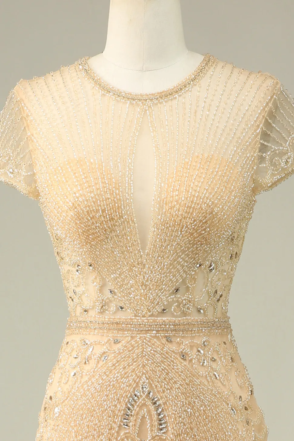 Lindo Vestido de Baile de Baile de Joia de Sereia Pescoço Borgonha com Missangas
