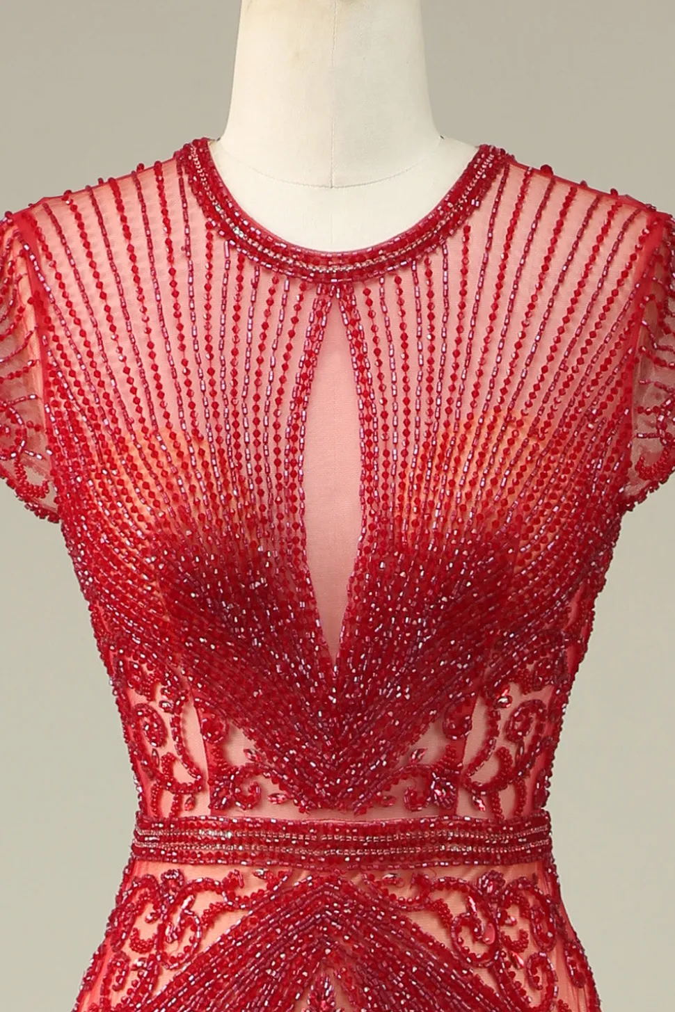 Lindo Vestido de Baile de Baile de Joia de Sereia Pescoço Borgonha com Missangas
