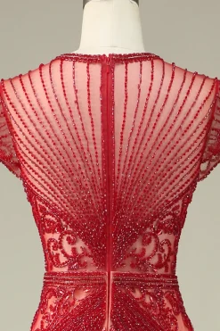 Lindo Vestido de Baile de Baile de Joia de Sereia Pescoço Borgonha com Missangas