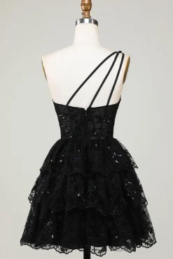 Lindo vestido preto de um ombro Homecoming com apliques