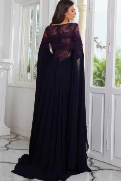 Luxuoso um vestido de mãe comprida bateau de linha com mangas compridas