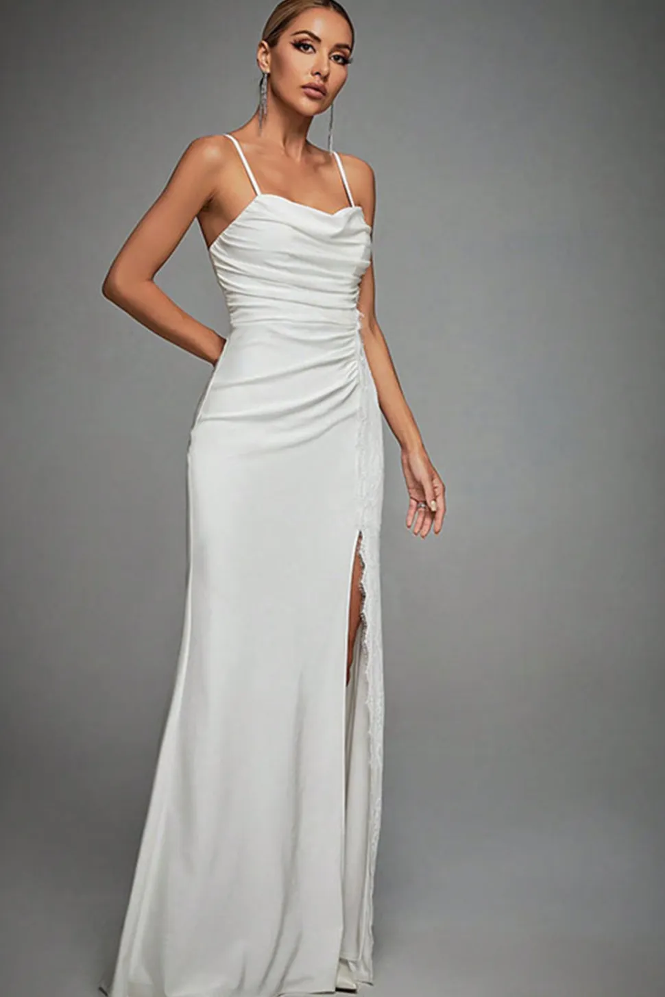 Lvory Espaghetti Correias Sereia Ruched Vestido de Noiva Longo com Fenda