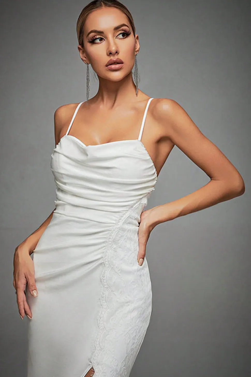 Lvory Espaghetti Correias Sereia Ruched Vestido de Noiva Longo com Fenda