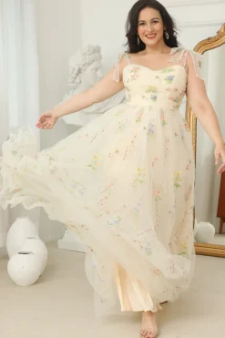 Mais tamanho champagne longo vestido de baile com bordado