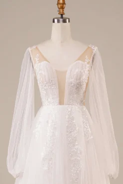 Mangas compridas abrem para trás vestido de noiva de marfim com apliques