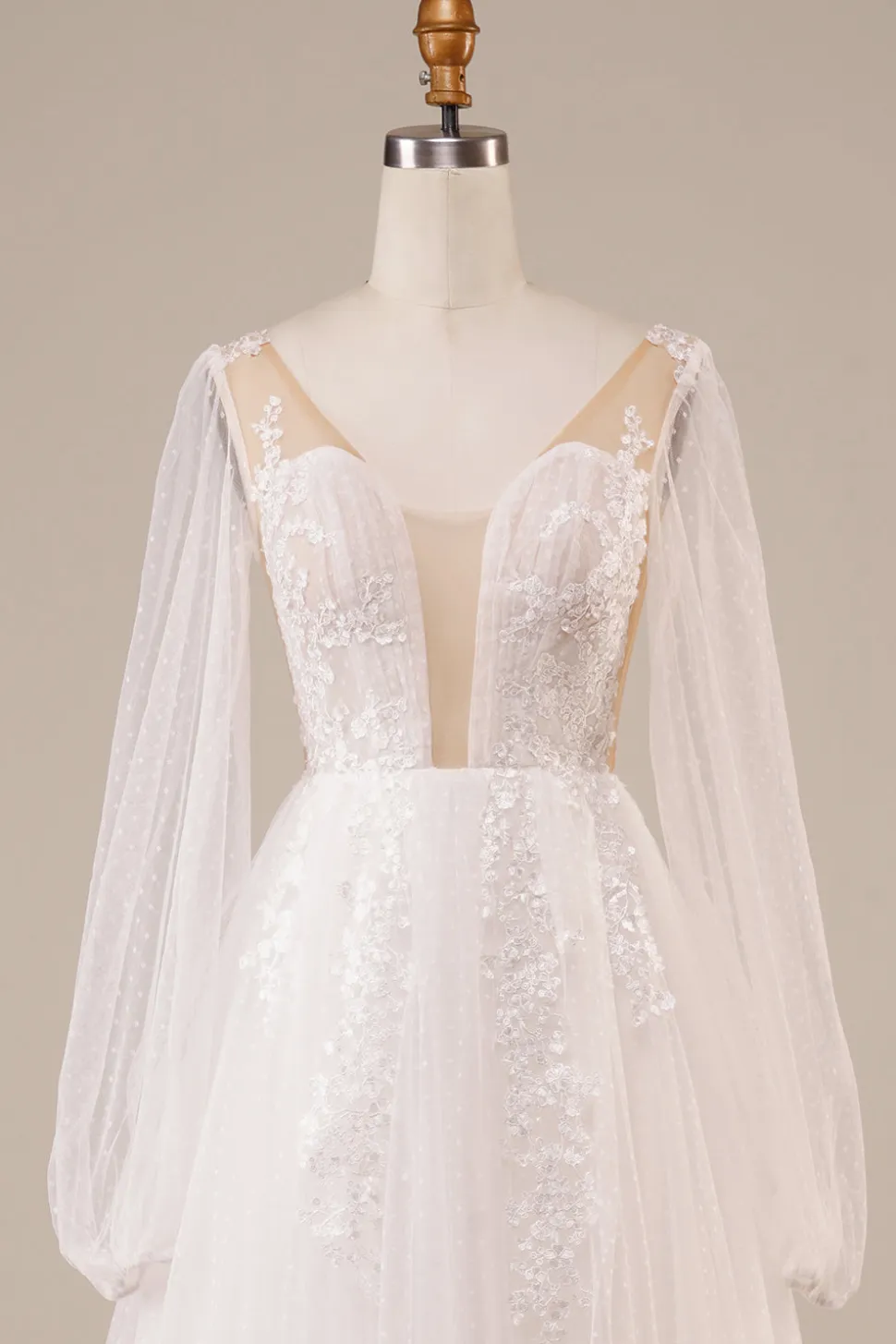 Mangas compridas abrem para trás vestido de noiva de marfim com apliques