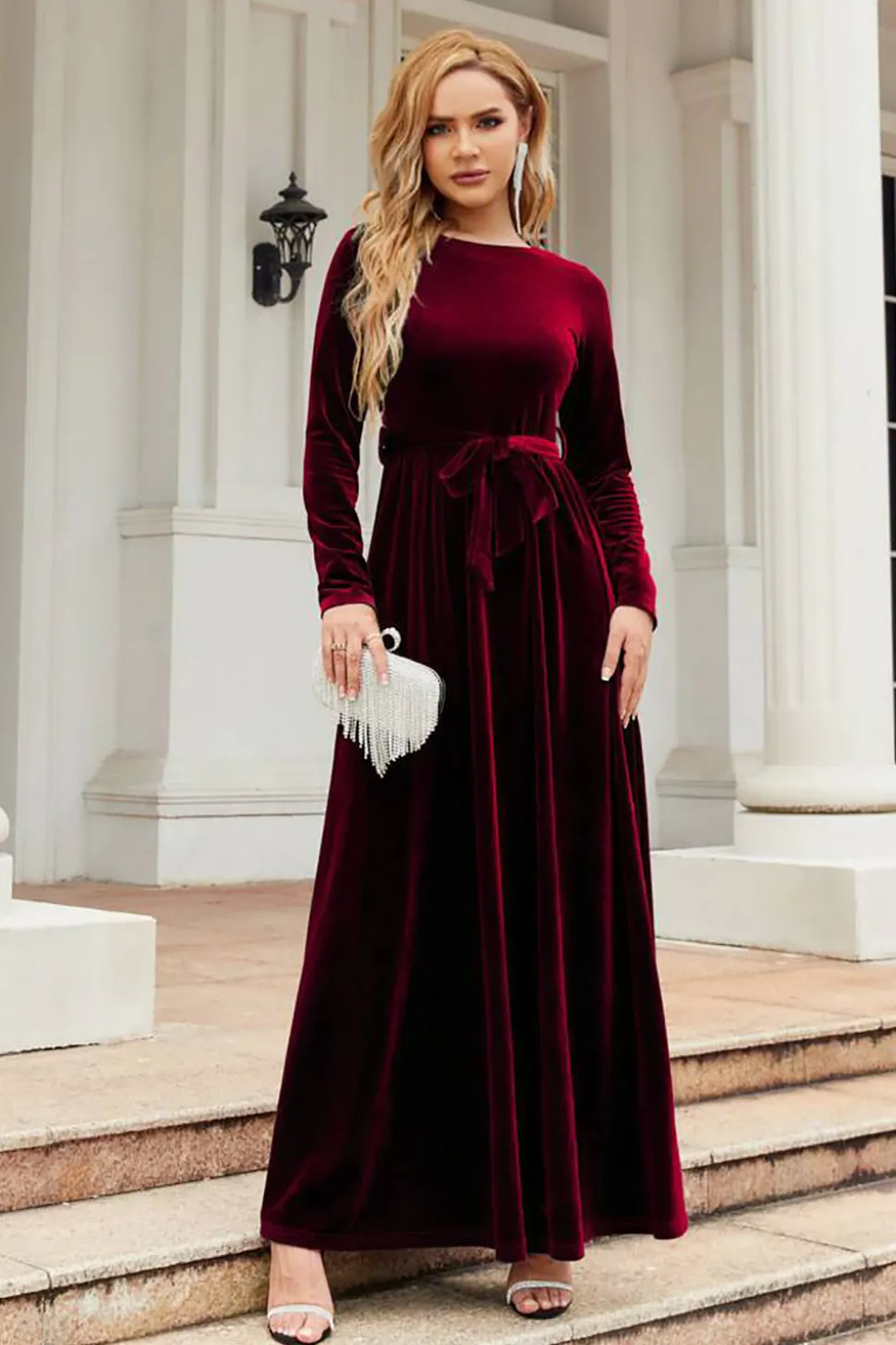 Mangas compridas Uma linha Velvet Holiday Party Dress