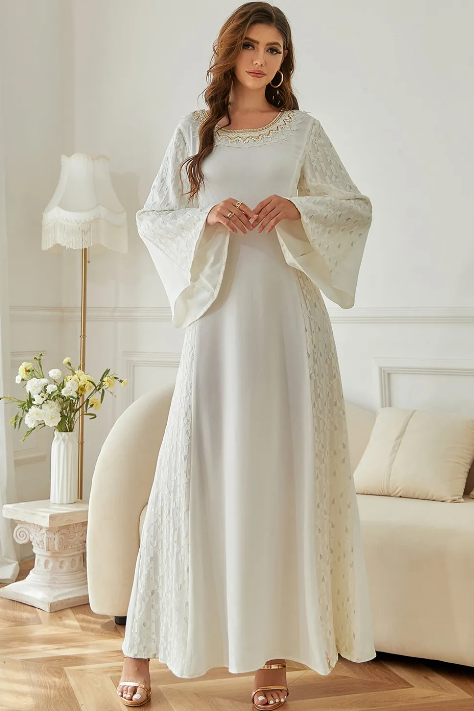 Mangas de flare branco mãe do vestido de noiva com renda
