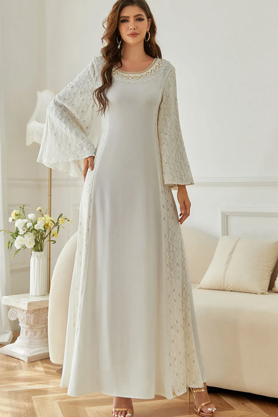 Mangas de flare branco mãe do vestido de noiva com renda