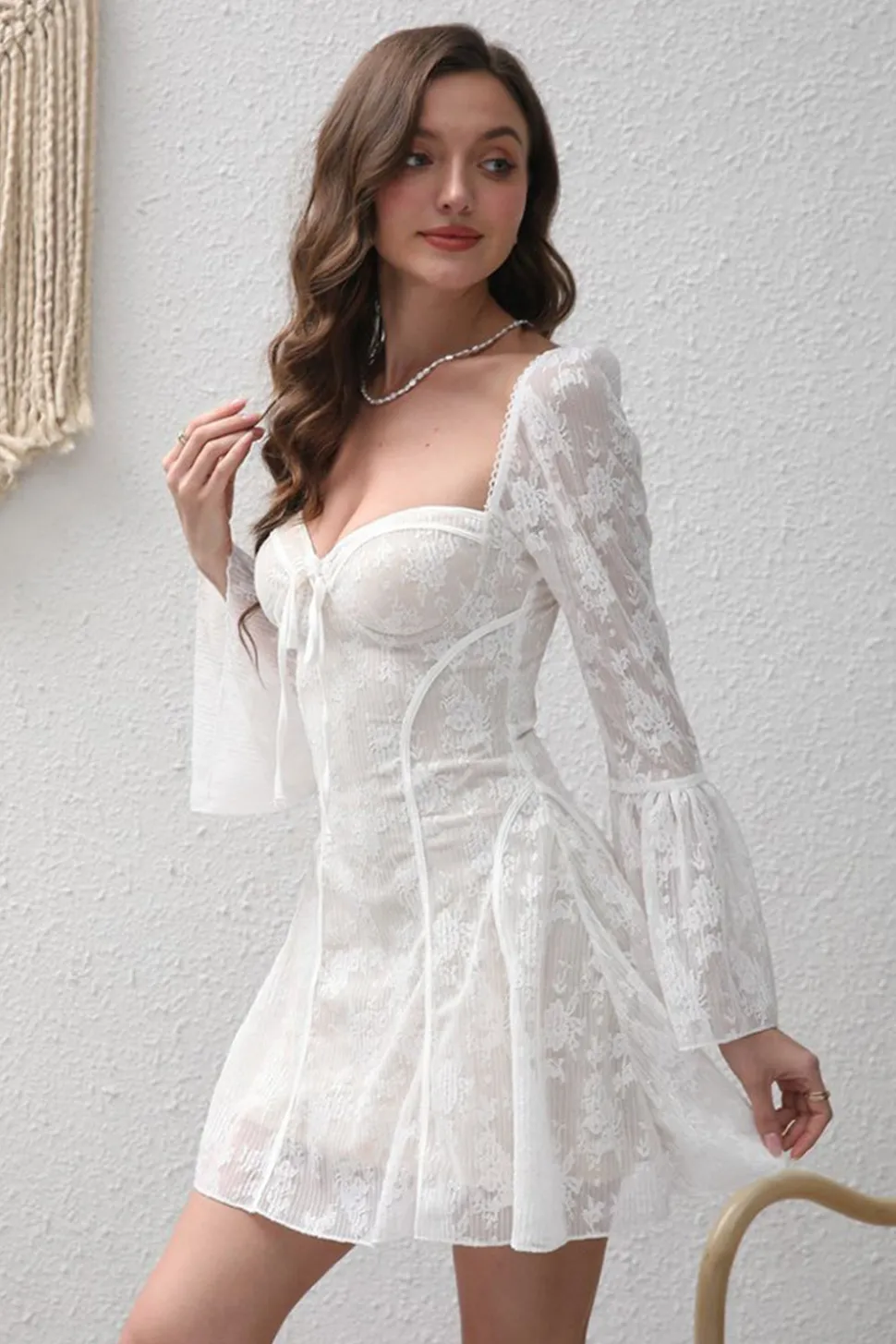 Mangas Longas Bodycon Pescoço Quadrado Renda Vestido Branco Pequeno