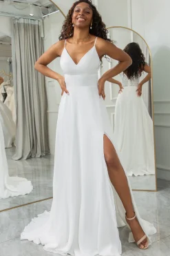 Marfim A-Line Chiffon Sweep Train Vestido de Noiva com Renda