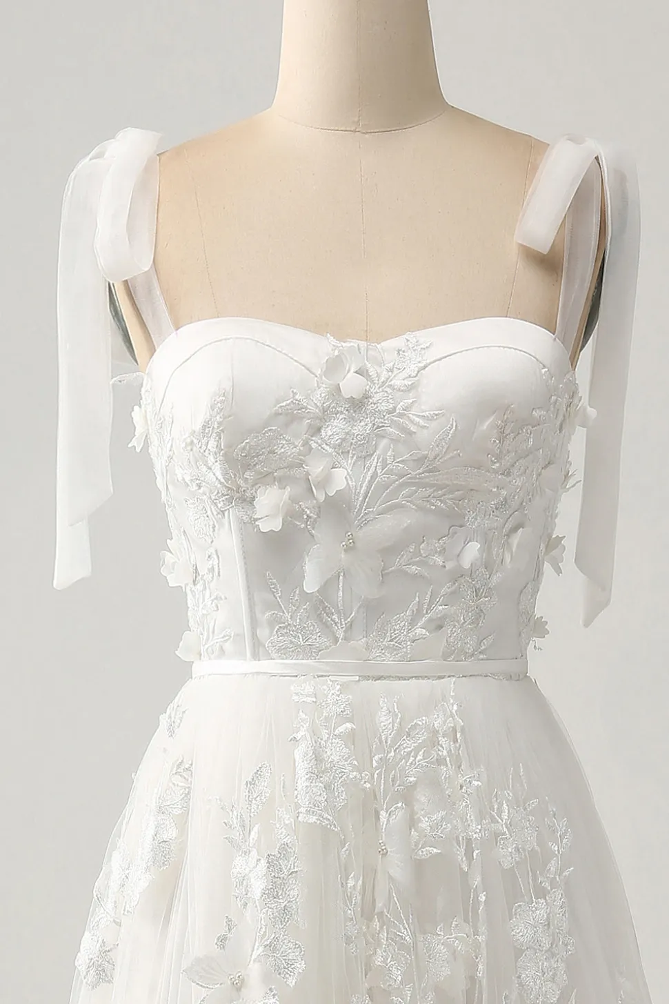 Marfim A-Line Espaghetti Correias Vestido de Noiva com Apliques