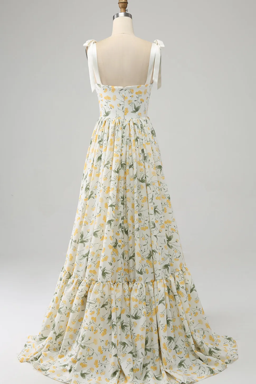 Marfim A-Line Floral Long Prom Dress