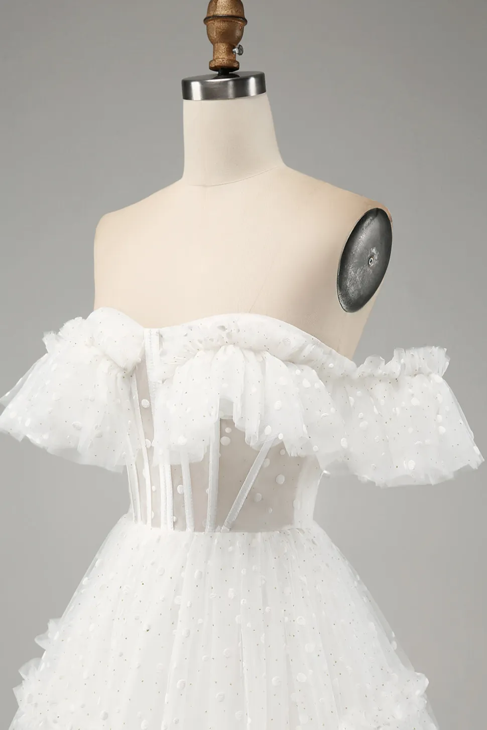 Marfim A-Line fora do ombro tule vestido de noiva