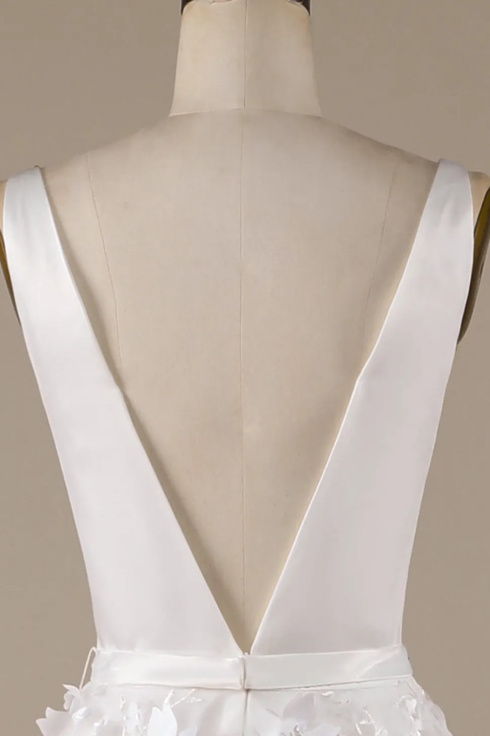 Marfim A-Line V-Neck vestido de noiva com flores 3D
