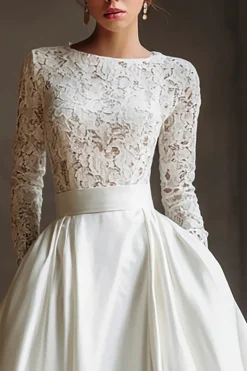 Marfim Barco Pescoço Mangas Longas Um Vestido de Noiva Linha com Renda