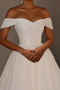 Marfim brilhante Uma linha de tule fora do ombro plissado vestido de noiva