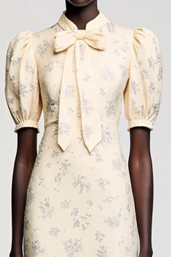 Marfim cetim midi vestido de noiva com mangas