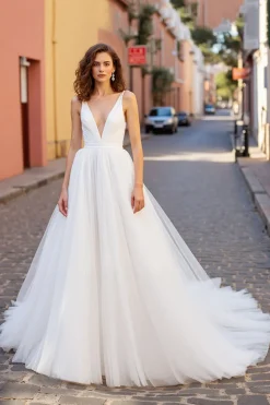 Marfim De Baile/Princesa Tule Sweep/Brush Trem Vestido de Noiva