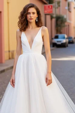 Marfim De Baile/Princesa Tule Sweep/Brush Trem Vestido de Noiva