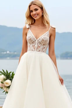 Marfim Decote em V De Baile/Princesa Tule Longo Vestido de Noiva