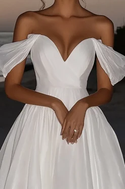 Marfim elegante fora do ombro A-Line Ruched vestido de noiva longo