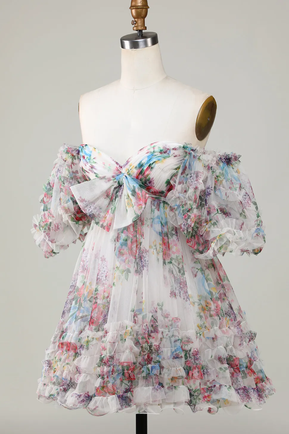 Marfim Floral Impresso A-Line Puff Mangas Curto Tule Homecoming Dress