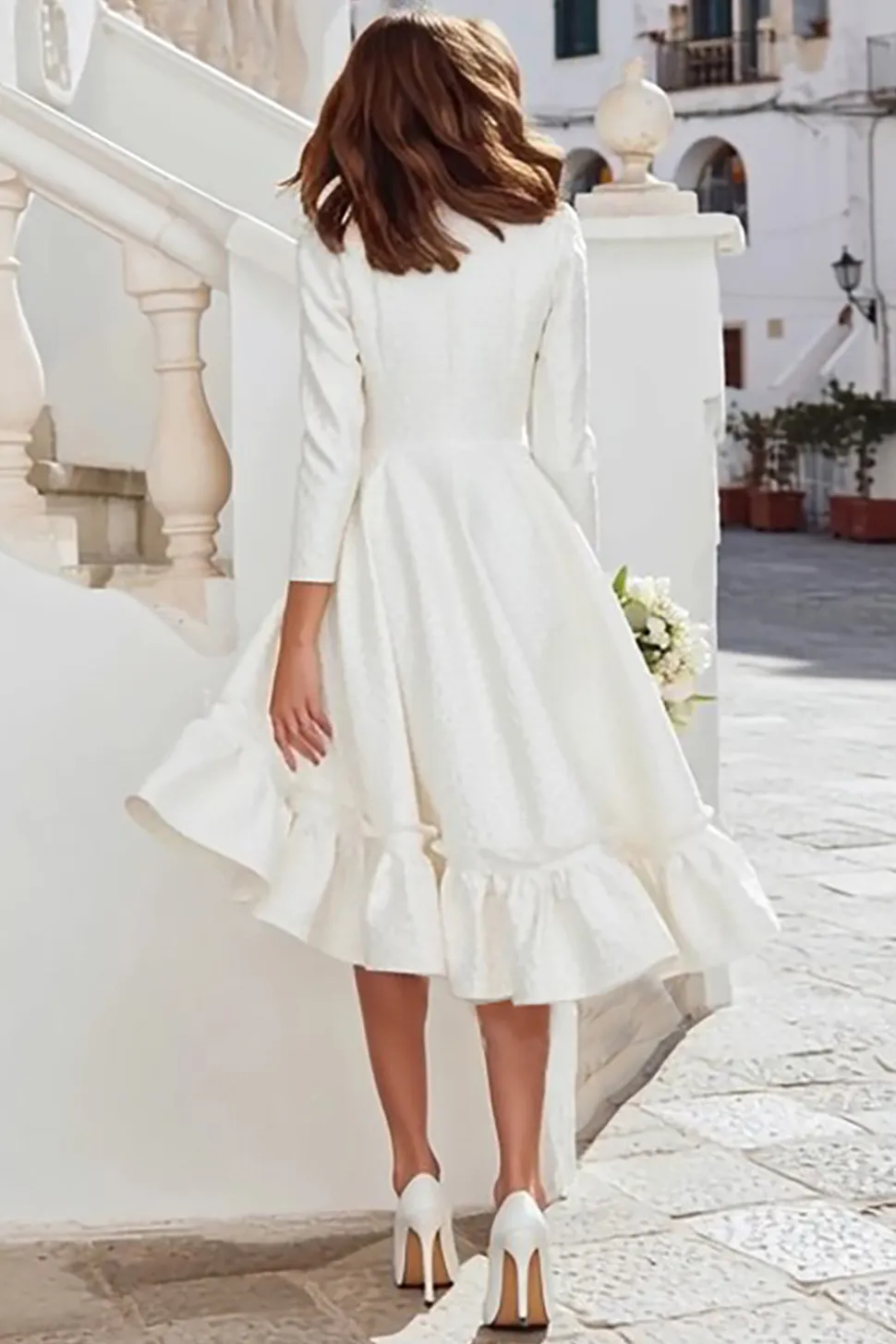 Marfim manga longa uma linha midi vestido de noivado com babados