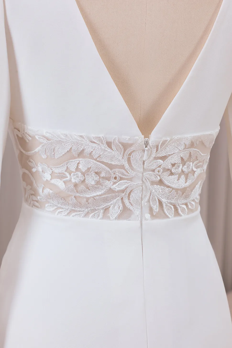 Marfim profundo V-neck mangas longas Crepe e renda sereia vestido de noiva