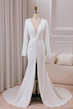Marfim profundo V-neck mangas longas Crepe Sereia vestido de noiva com fenda frontal