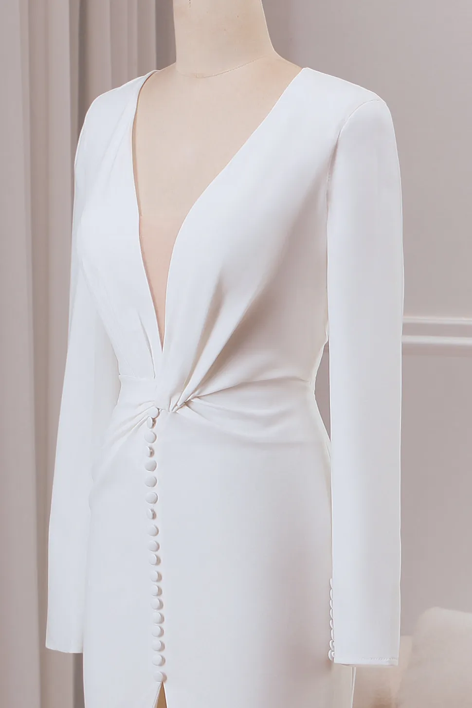 Marfim profundo V-neck mangas longas Crepe Sereia vestido de noiva com fenda frontal