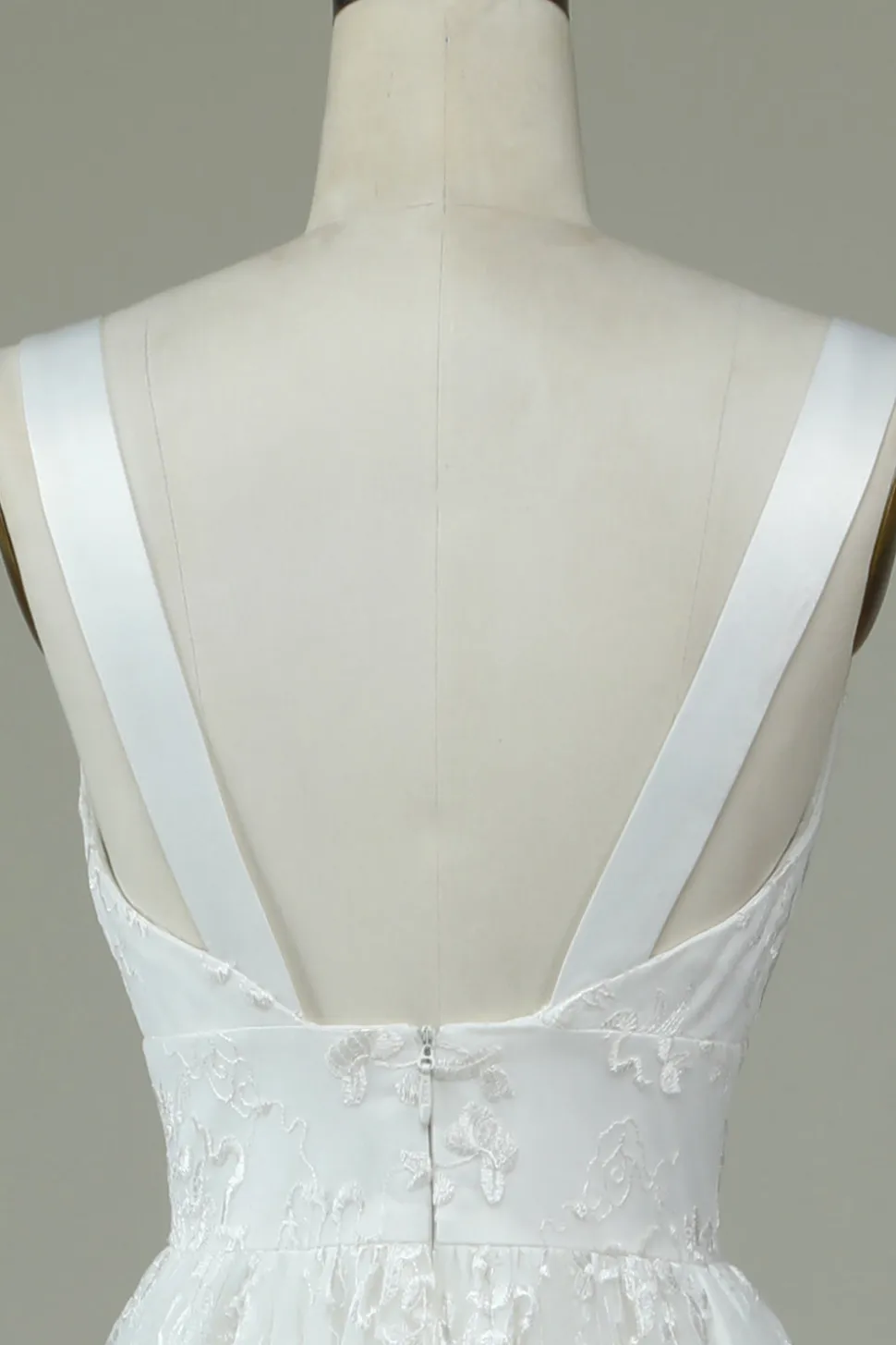 Marfim Renda V-Neck Vestido de Noiva com Fenda