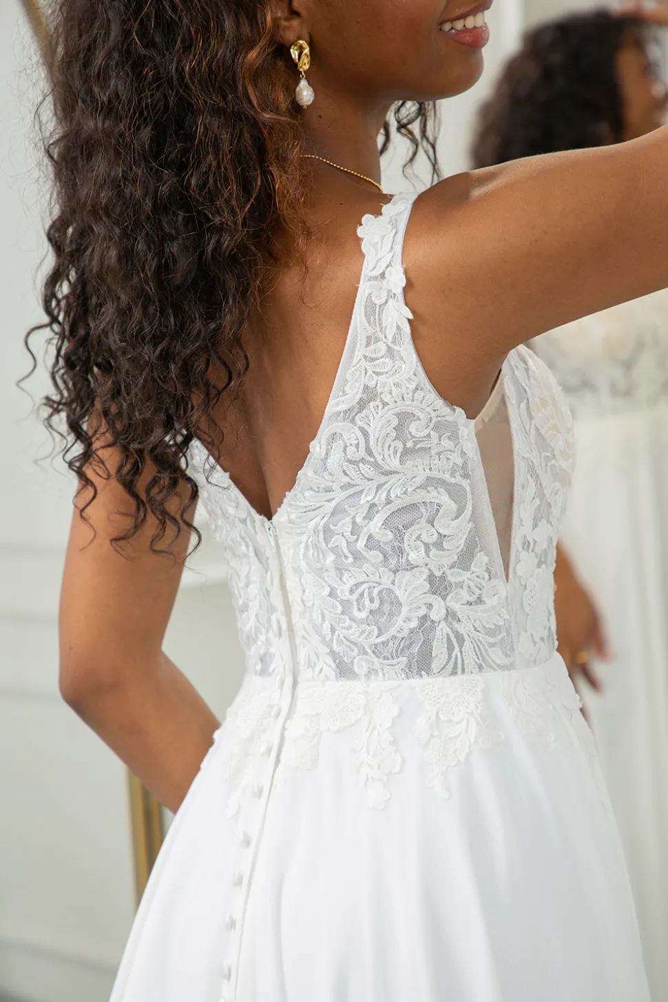 Marfim Scoop Neck Boho Chiffon Vestido de Noiva com Renda