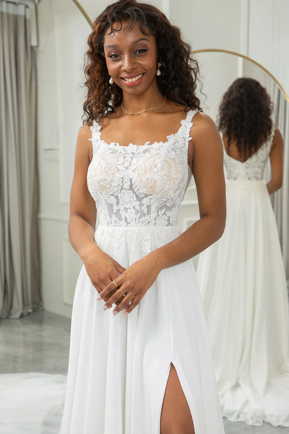 Marfim Scoop Neck Boho Chiffon Vestido de Noiva com Renda