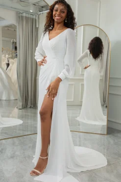 Marfim simples babado mangas compridas Boho vestido de noiva