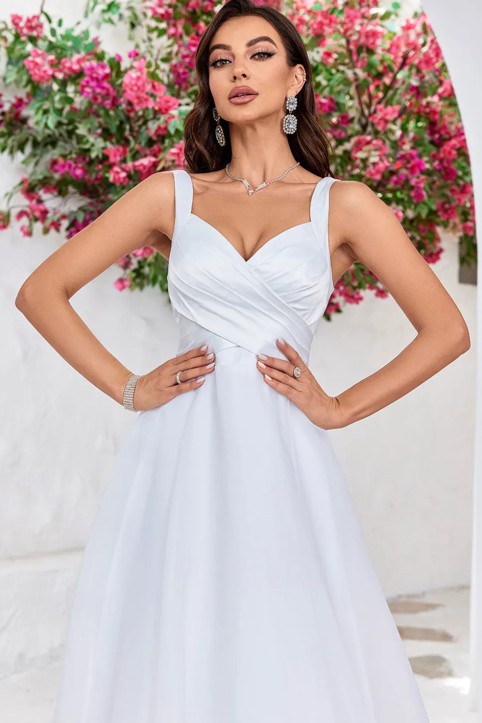 Marfim simples Organza Scoop Neck Sweep Train A Line Vestido de Noiva