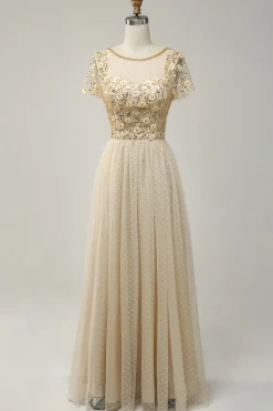 Marfim Tule A Line Lantejoulas Vestido de Festa com Apliques