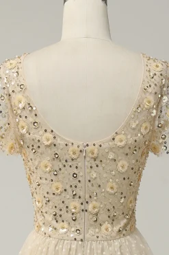 Marfim Tule A Line Lantejoulas Vestido de Festa com Apliques